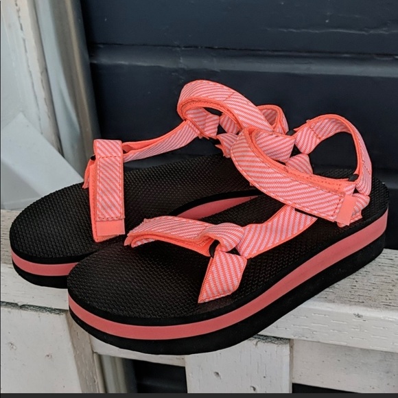 pink platform tevas